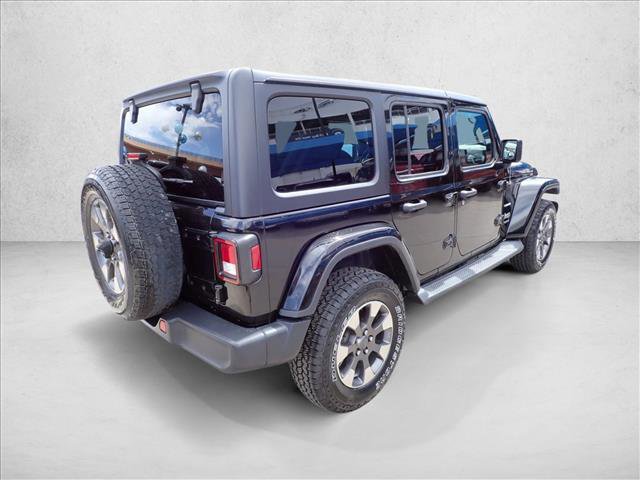 Used 2018 Jeep Wrangler Unlimited Sahara AWD/4WD image 4