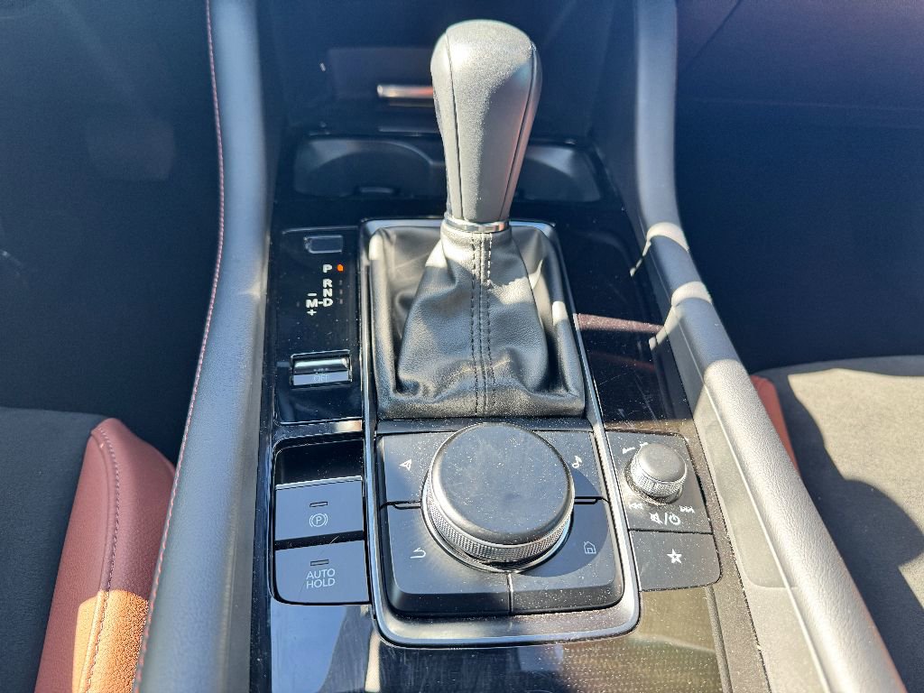 Certified 2025 MAZDA MAZDA3 Carbon image 19