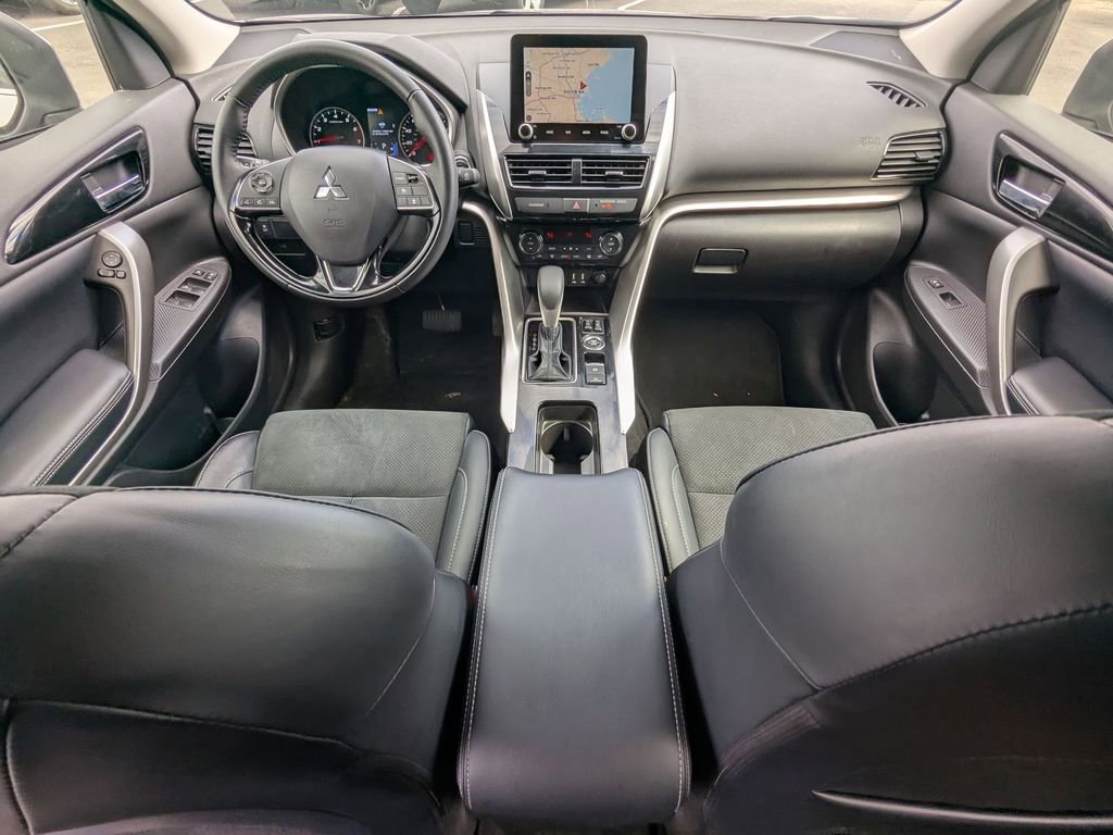 Used 2025 Mitsubishi Eclipse Cross SE image 28