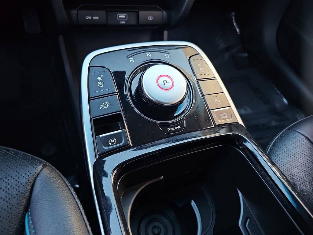 Used 2021 Kia Niro EX Premium image 16