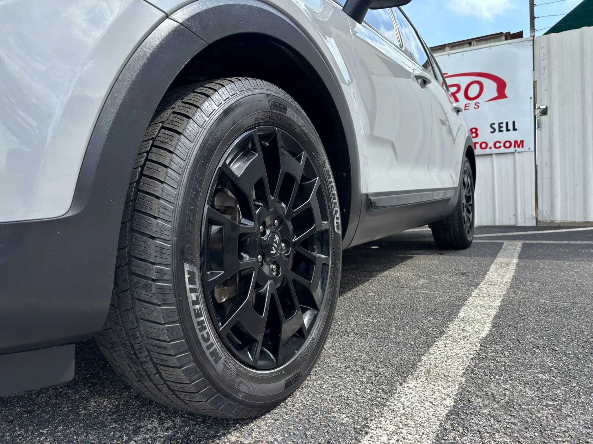 Used 2022 Kia Telluride EX w/ EX Premium Package AWD/4WD image 10