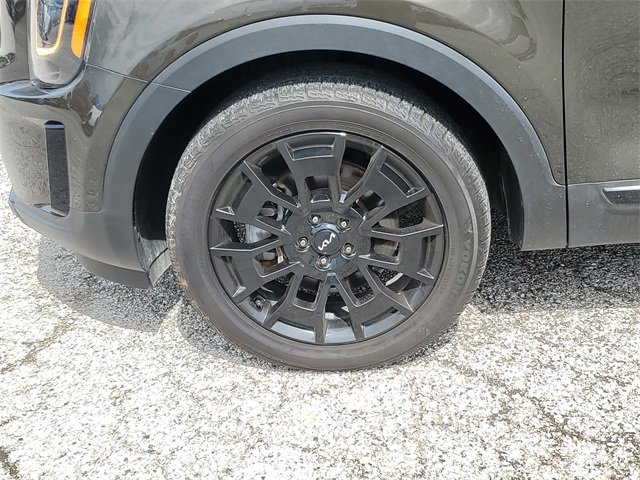 Used 2022 Kia Telluride EX w/ EX Premium Package image 8