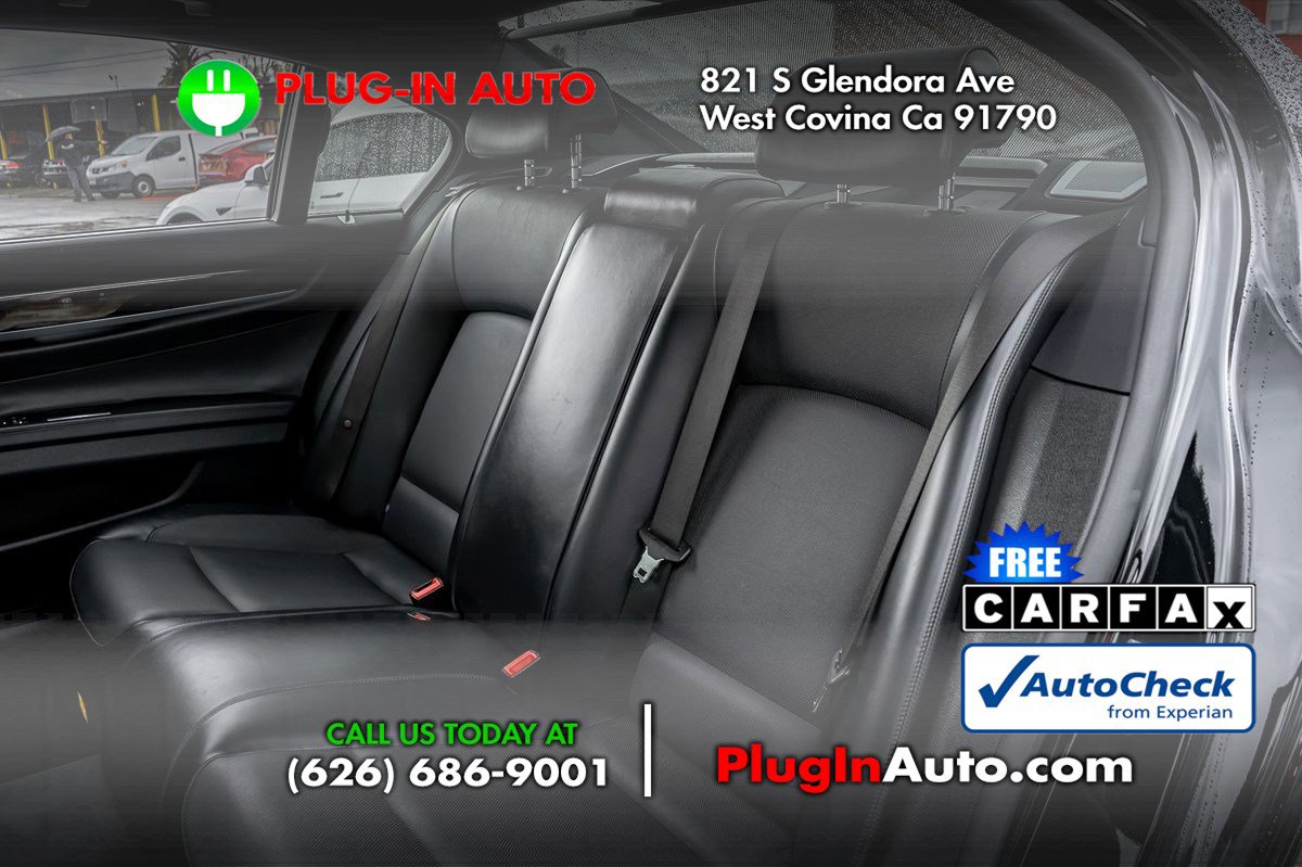 Used 2013 BMW 750Li image 10