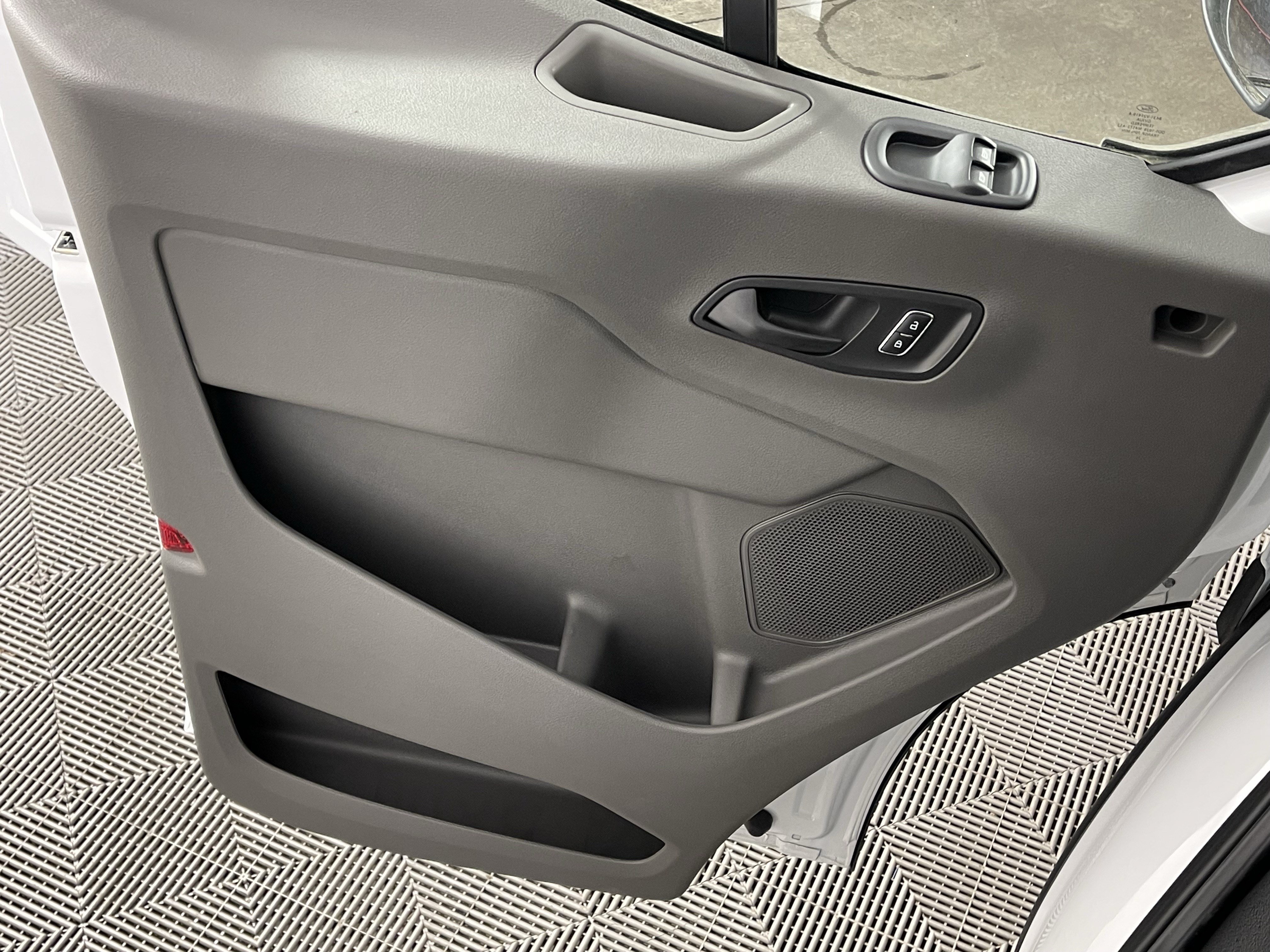 New 2026 Ford Transit 250 148 Medium Roof Extended AWD image 20