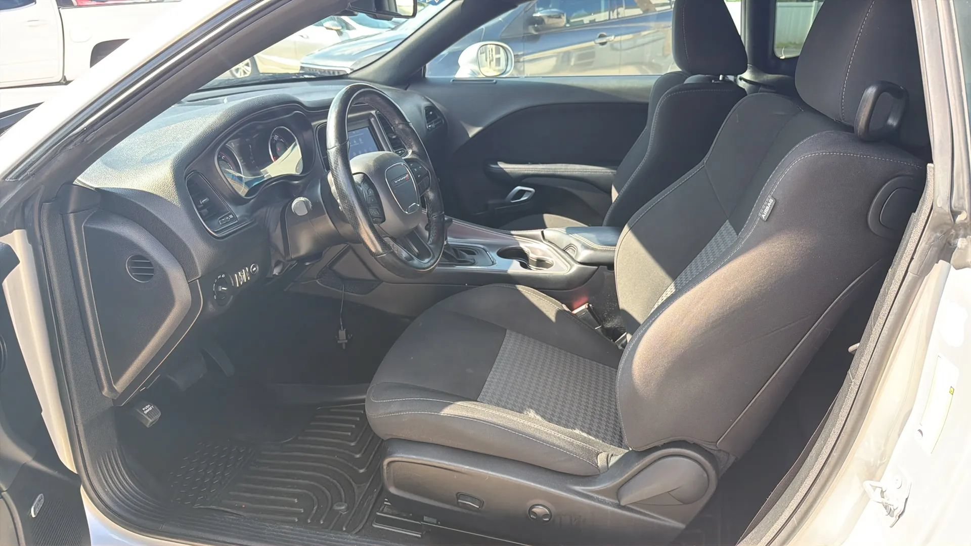Used 2023 Dodge Challenger R/T RWD image 18