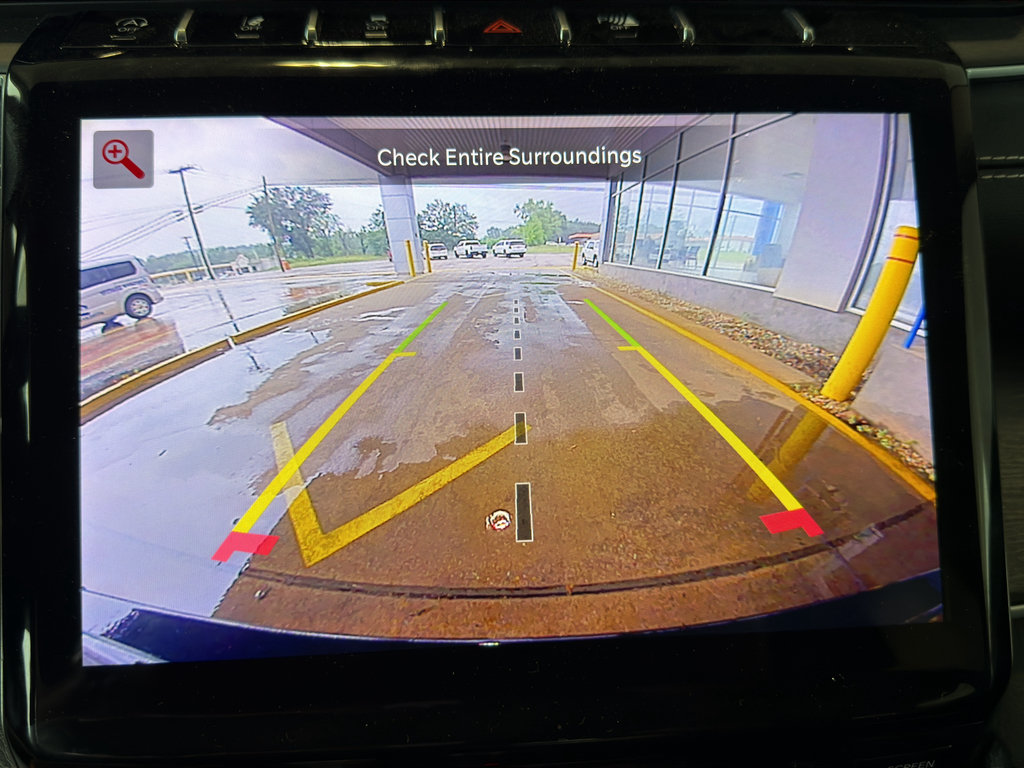 Used 2024 Jeep Grand Cherokee Limited AWD/4WD image 17