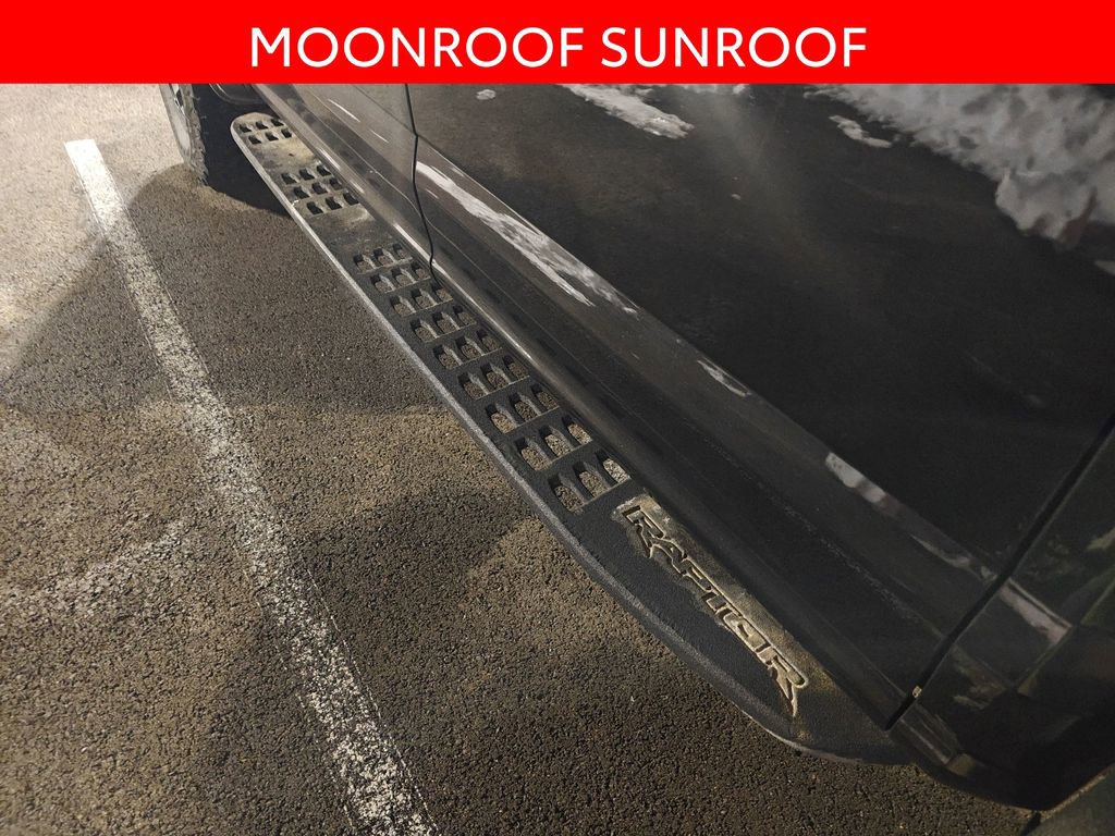 Used 2018 Ford F150 Raptor w/ Equipment Group 802A Luxury image 6