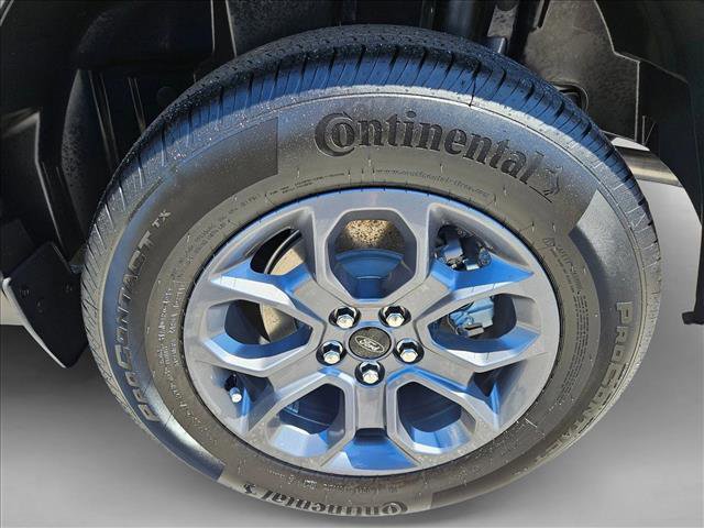 New 2026 Ford Maverick XLT FWD image 10