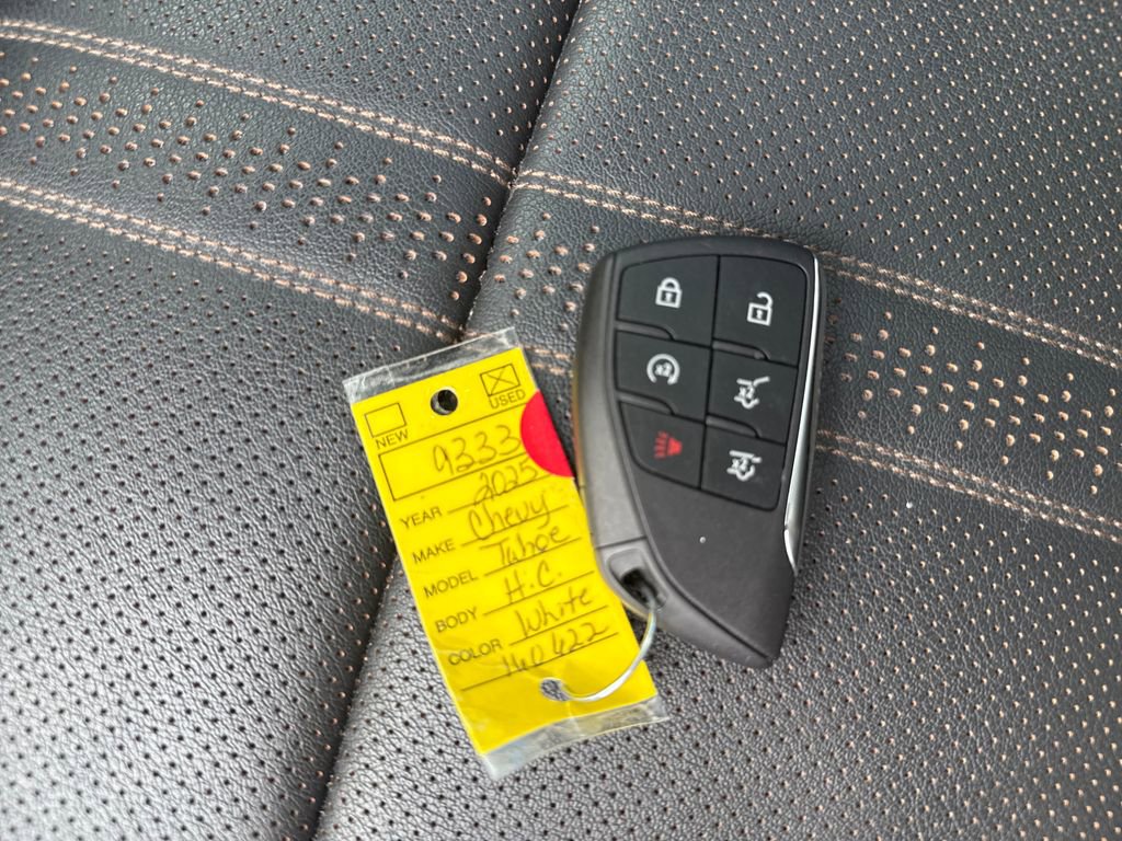 Used 2025 Chevrolet Tahoe High Country image 36