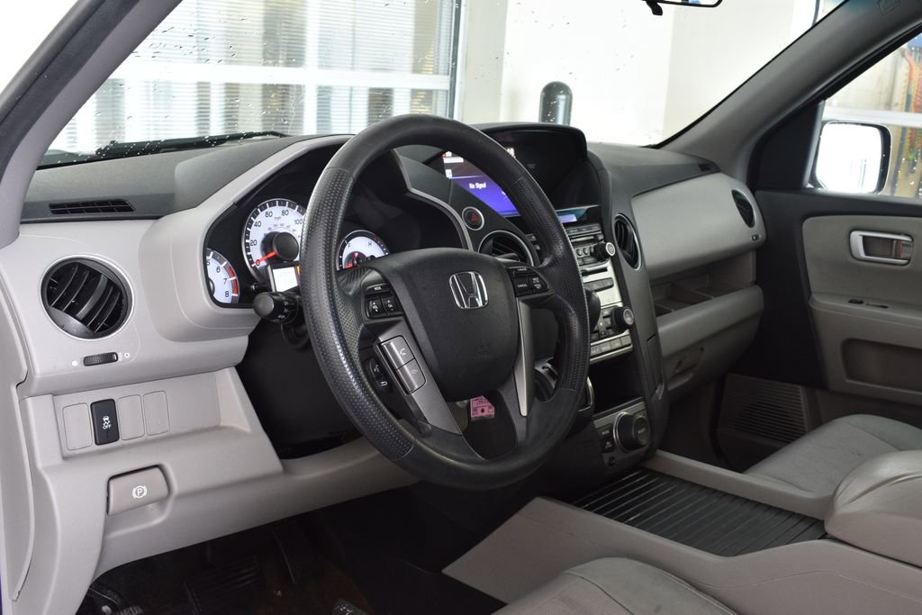 Used 2015 Honda Pilot SE image 11