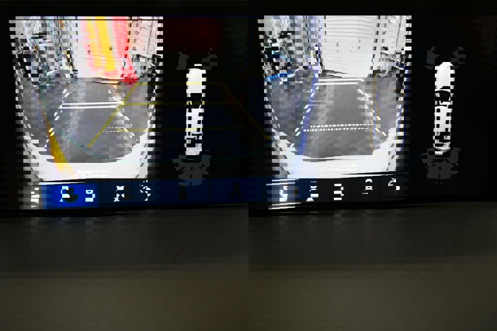 Used 2024 Acura TLX w/ Technology Package image 17