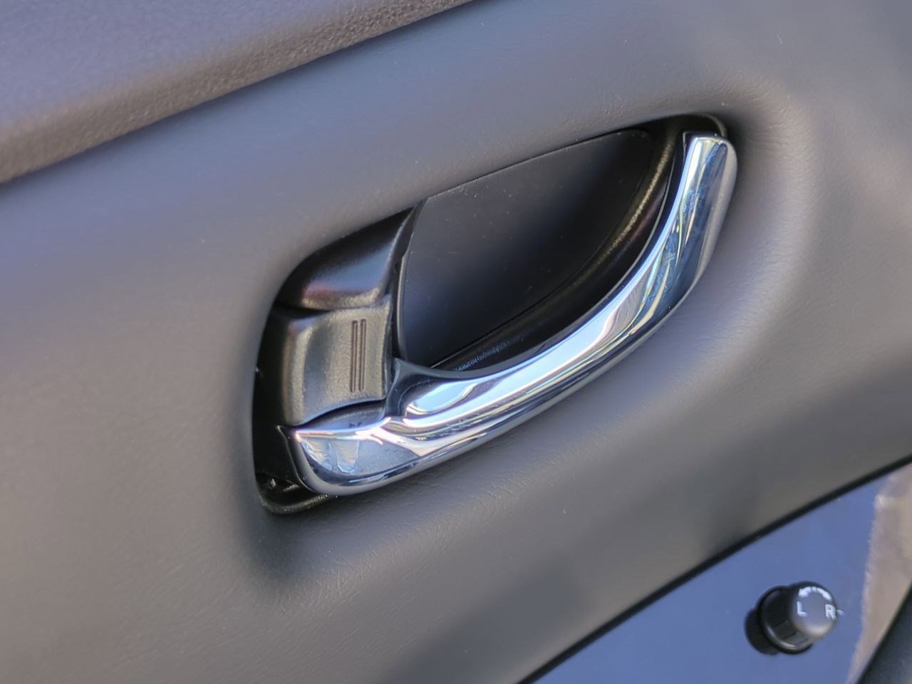 New 2024 Nissan Leaf SV Plus image 12