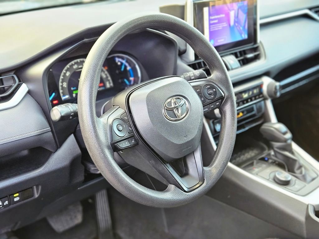 Used 2023 Toyota RAV4 AWD Hybrid image 15