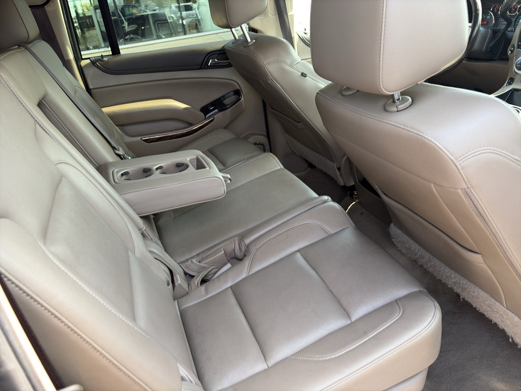 Used 2019 GMC Yukon XL SLT w/ Open Road Package RWD image 17