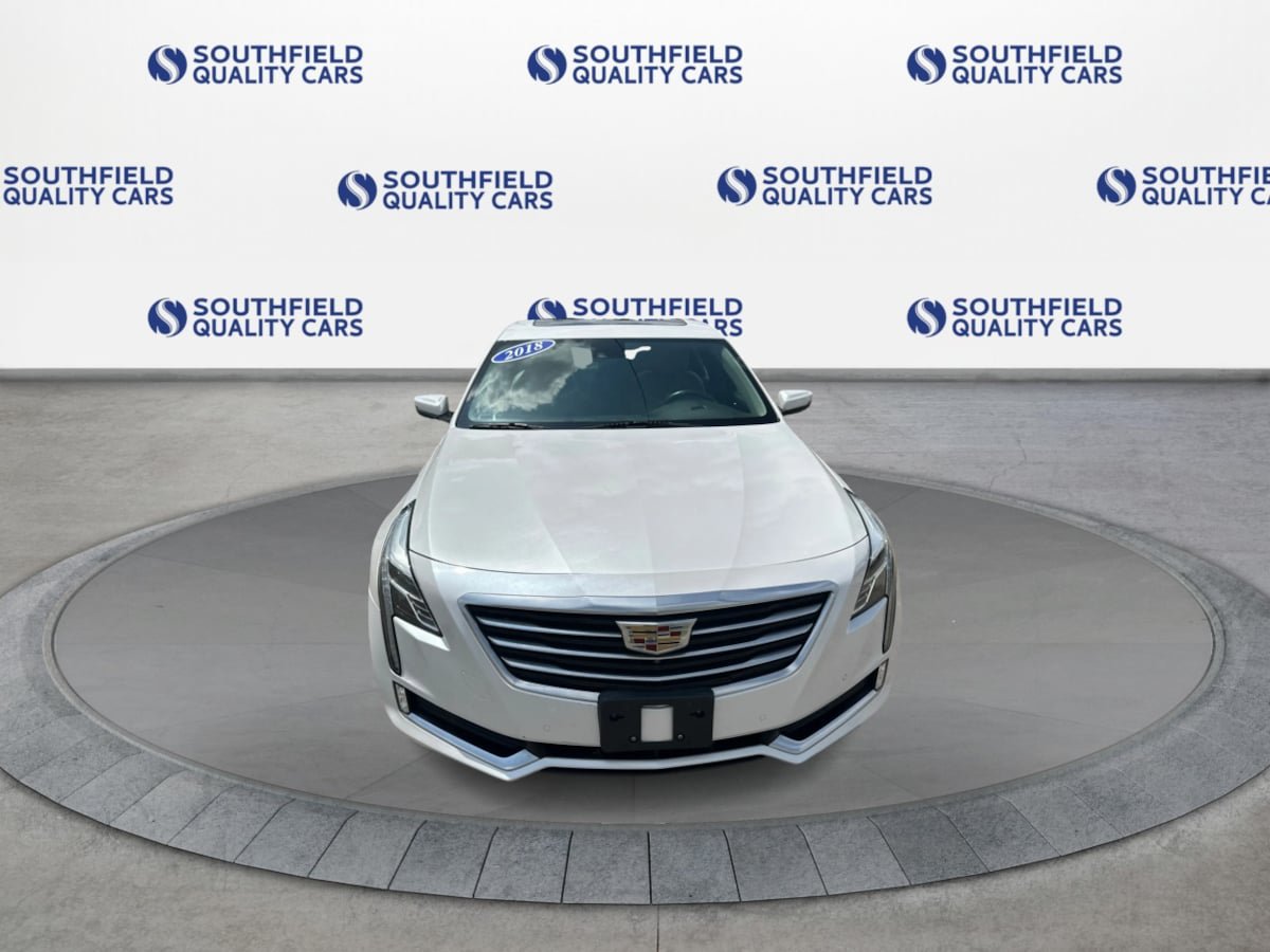 Used 2018 Cadillac CT6 Luxury AWD/4WD image 9
