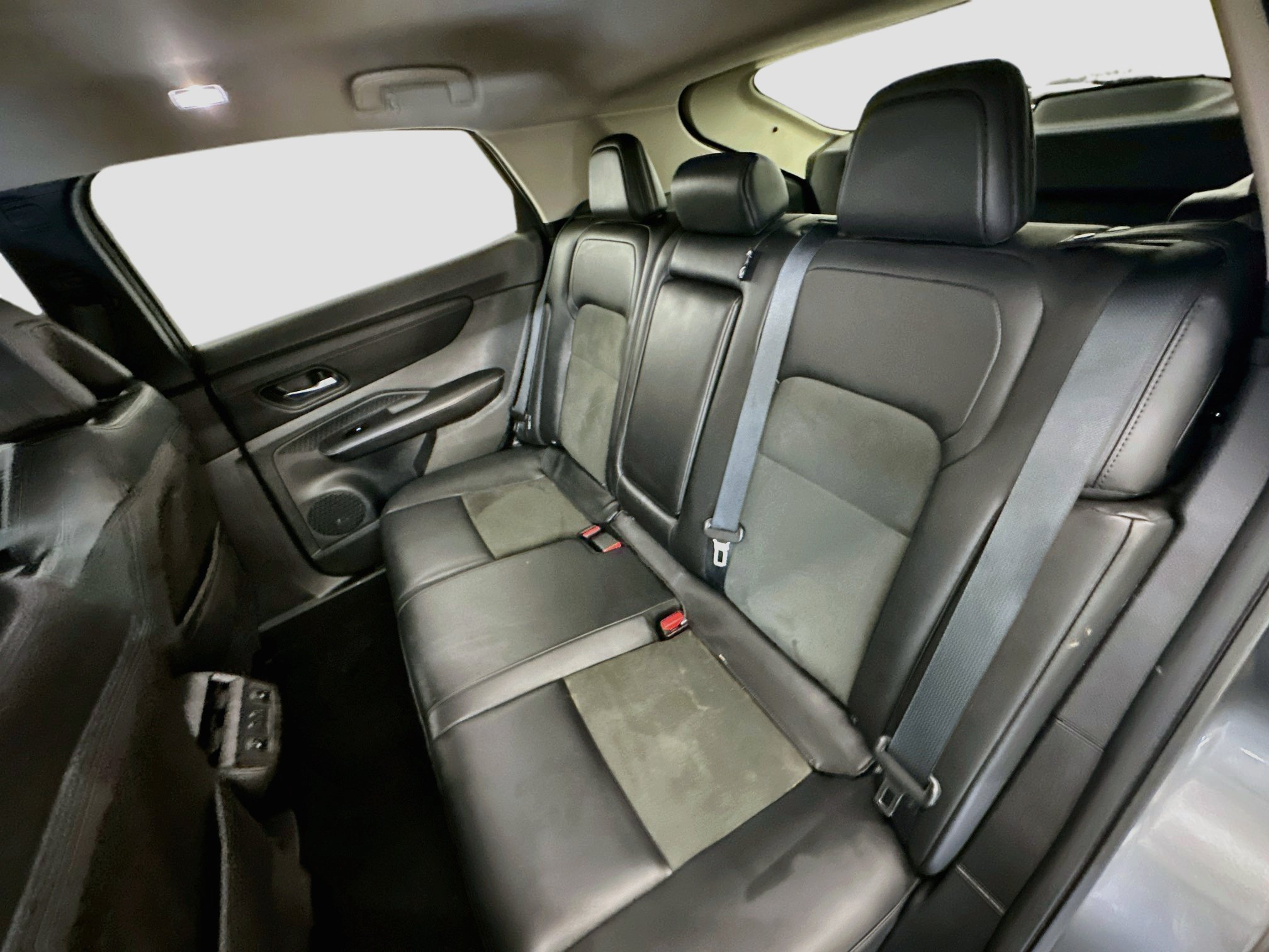 Used 2023 Nissan Ariya AWD image 29