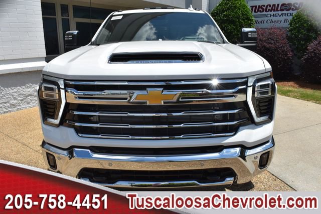New 2026 Chevrolet Silverado 3500 LTZ w/ LTZ Plus Package AWD/4WD image 4