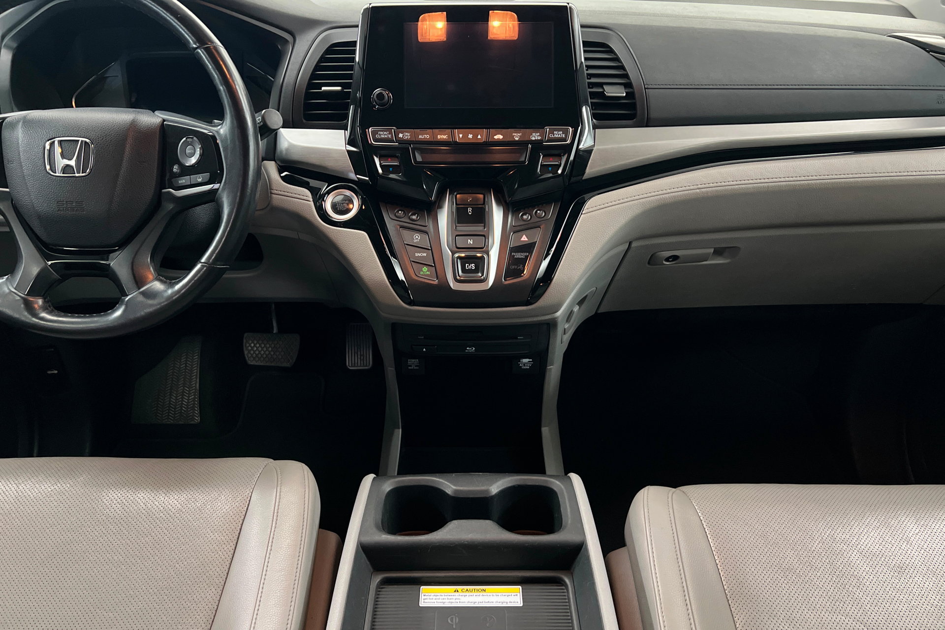 Used 2018 Honda Odyssey Elite image 14