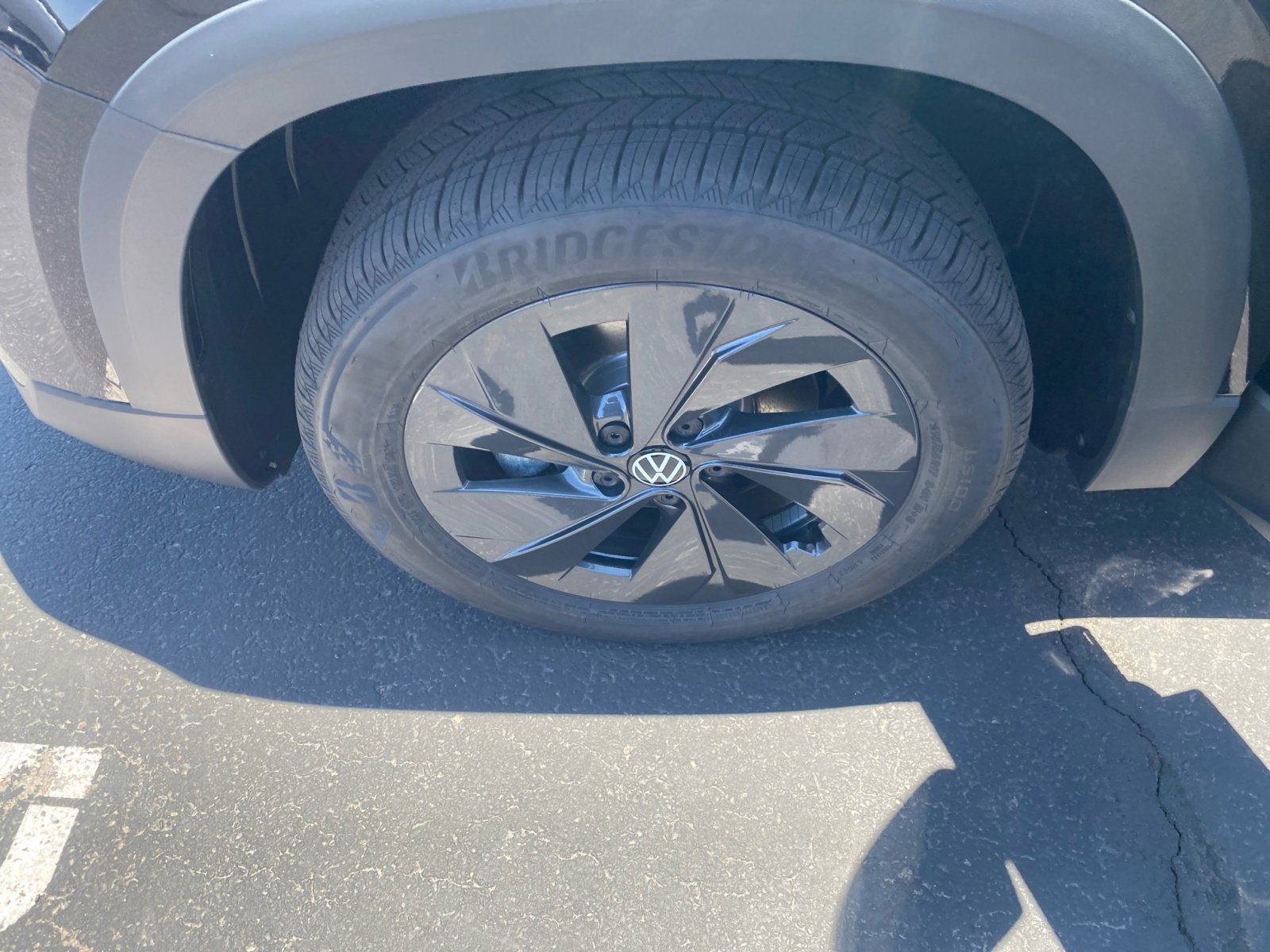 New 2025 Volkswagen Taos S image 25