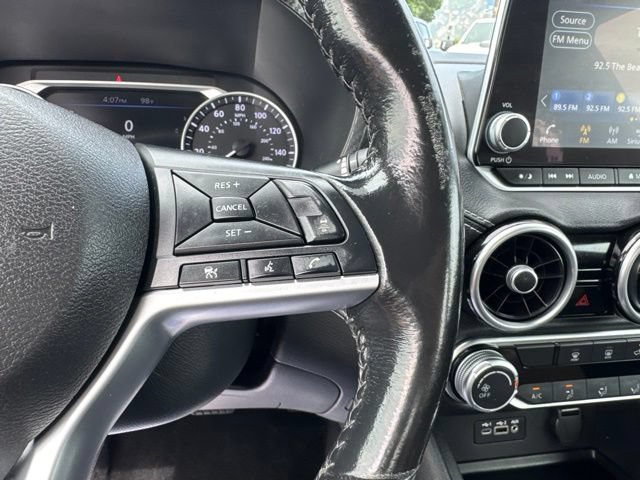 Used 2022 Nissan Sentra SV FWD image 16