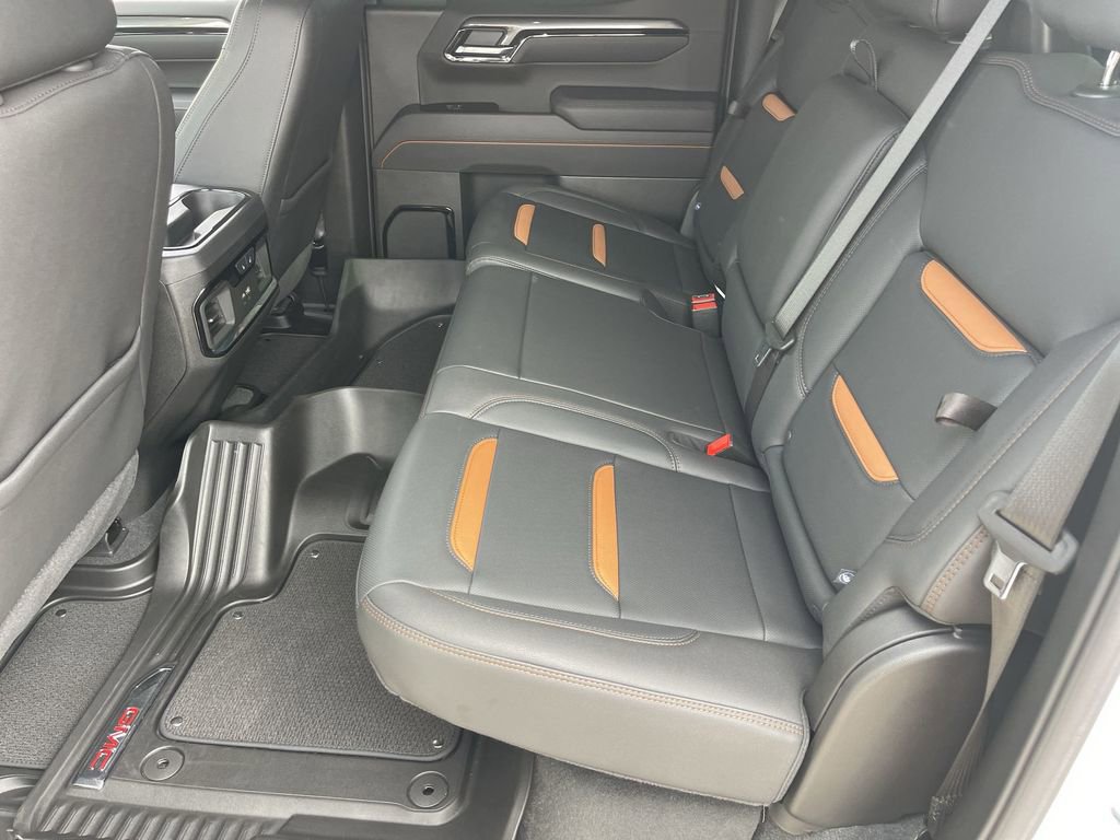 Used 2025 GMC Sierra 1500 AT4 image 26