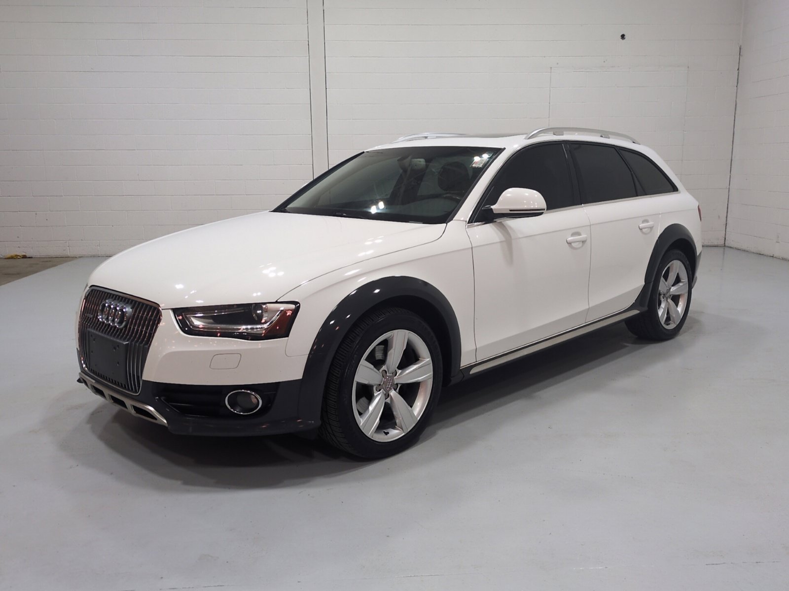 Used 2014 Audi A4 Premium Plus AWD/4WD image 8
