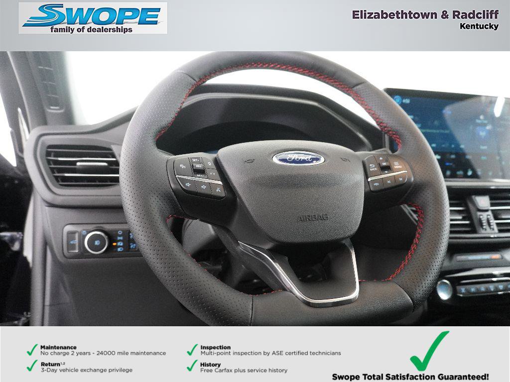 Used 2025 Ford Escape ST-Line Elite w/ Premium Technology Package image 15