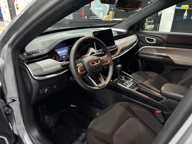 Used 2024 Jeep Compass Sport AWD/4WD image 11