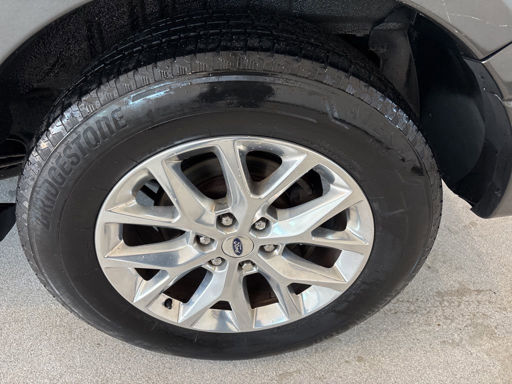 Used 2017 Ford Expedition Limited w/ Equipment Group 301A image 21