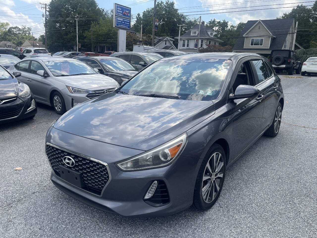 Used 2018 Hyundai Elantra GT FWD image 29