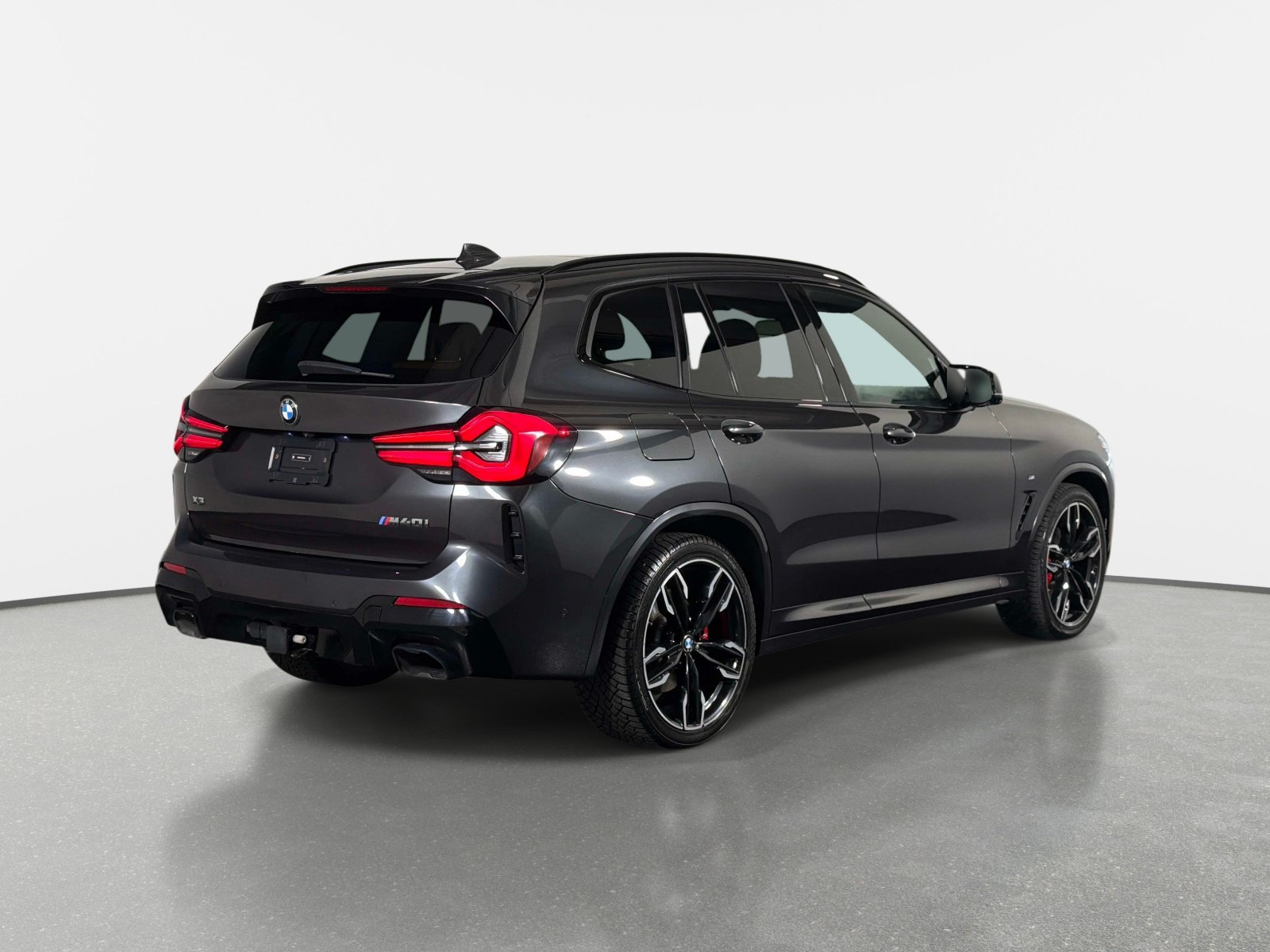 Used 2024 BMW X3 M40i AWD/4WD image 3