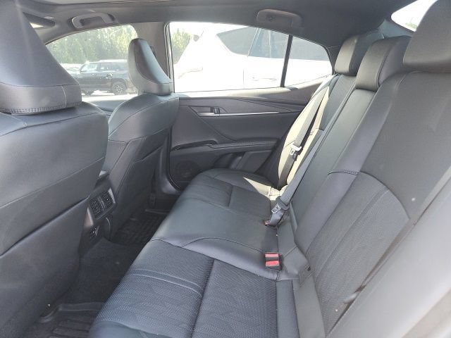 Used 2026 Toyota Camry XSE w/ Premium Plus Package AWD/4WD image 7