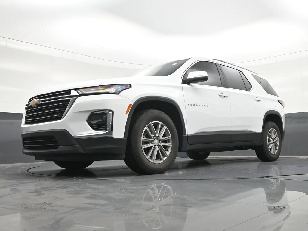 Used 2023 Chevrolet Traverse LT FWD image 24