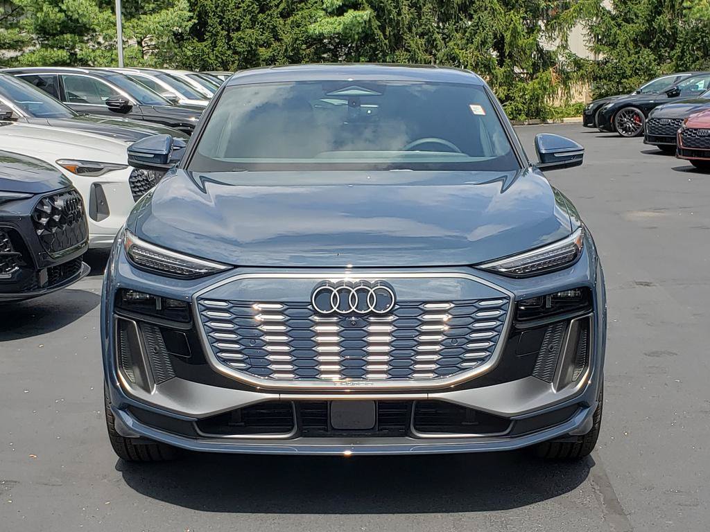 New 2027 Audi Q6 e-tron Prestige AWD/4WD image 5