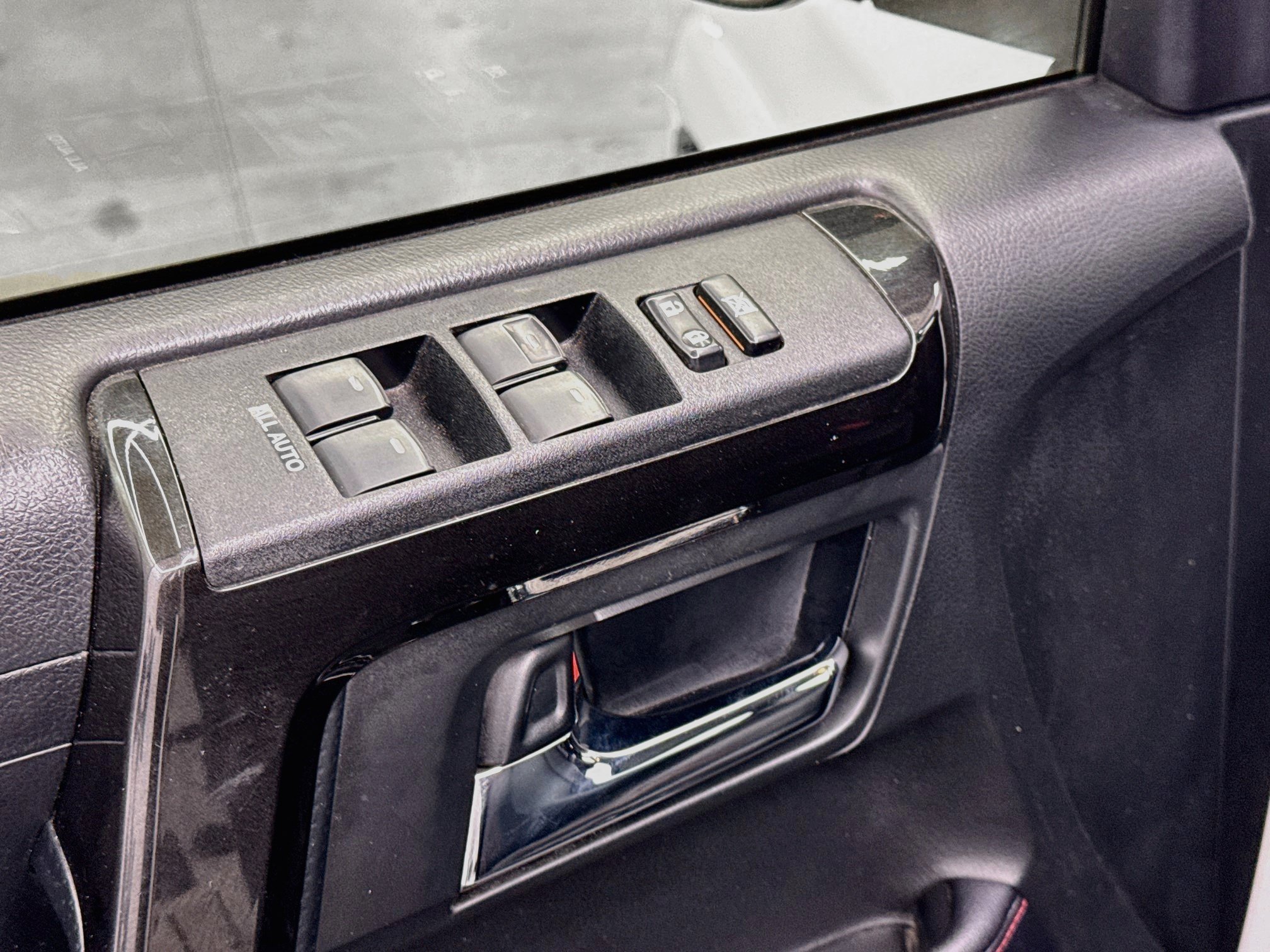 Used 2019 Toyota 4Runner TRD Pro AWD/4WD image 15
