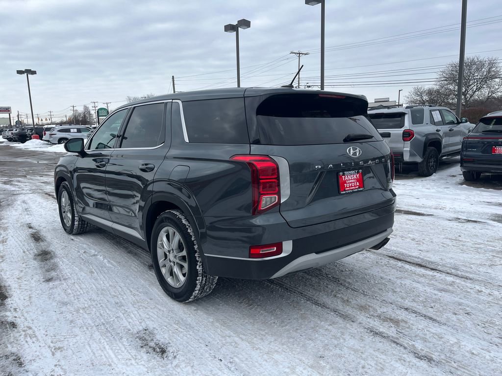 Used 2022 Hyundai Palisade SE image 3
