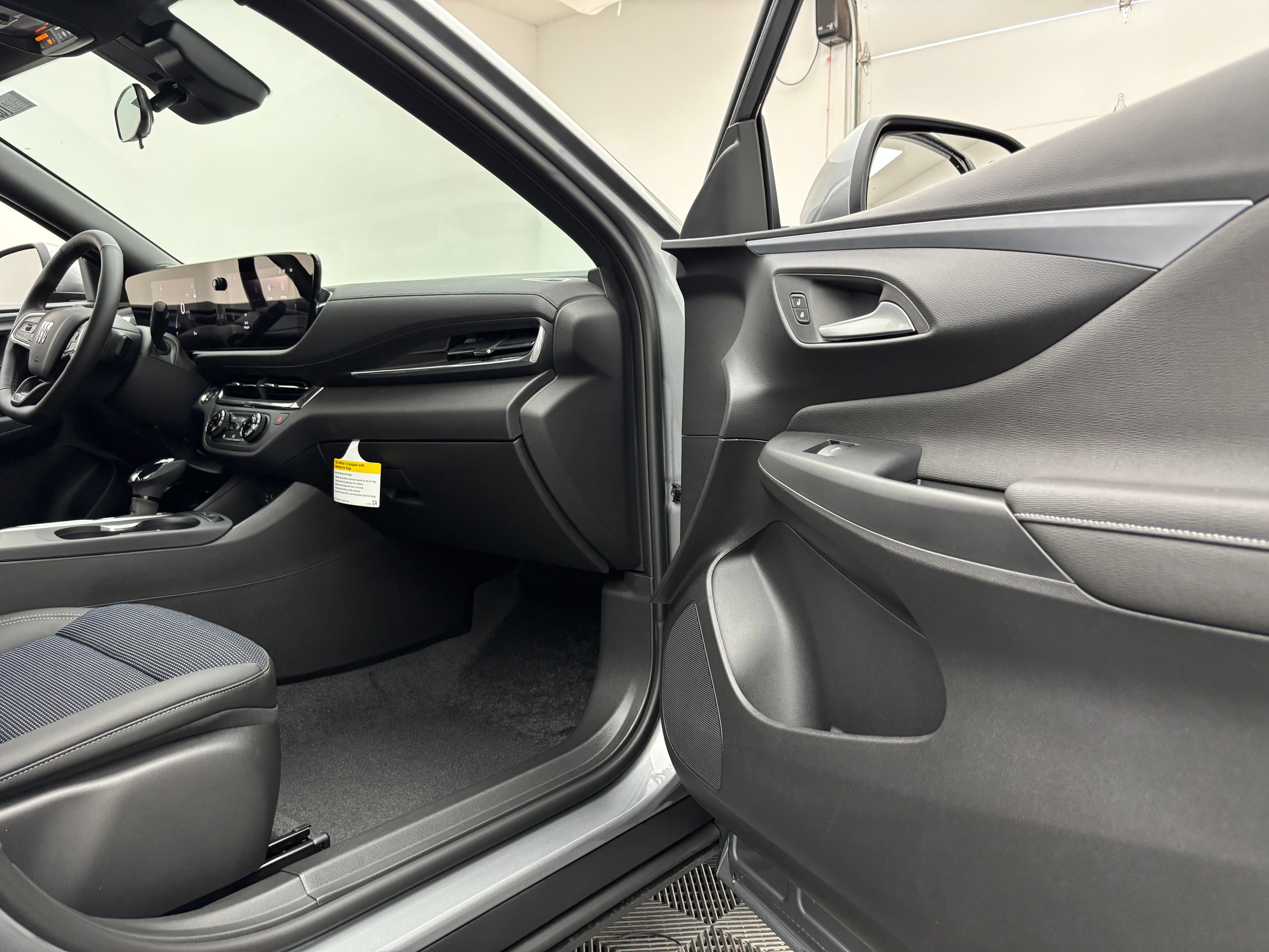 New 2026 Buick Envista Sport Touring w/ Convenience I Package FWD image 28