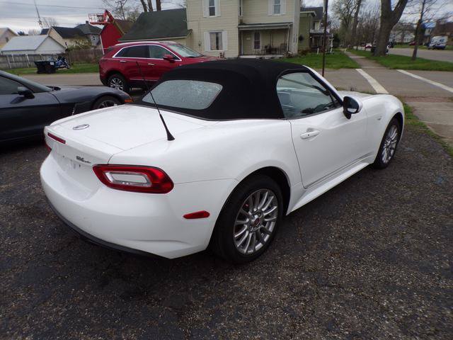 Used 2018 FIAT 124 Spider Classica w/ Technology Group image 5