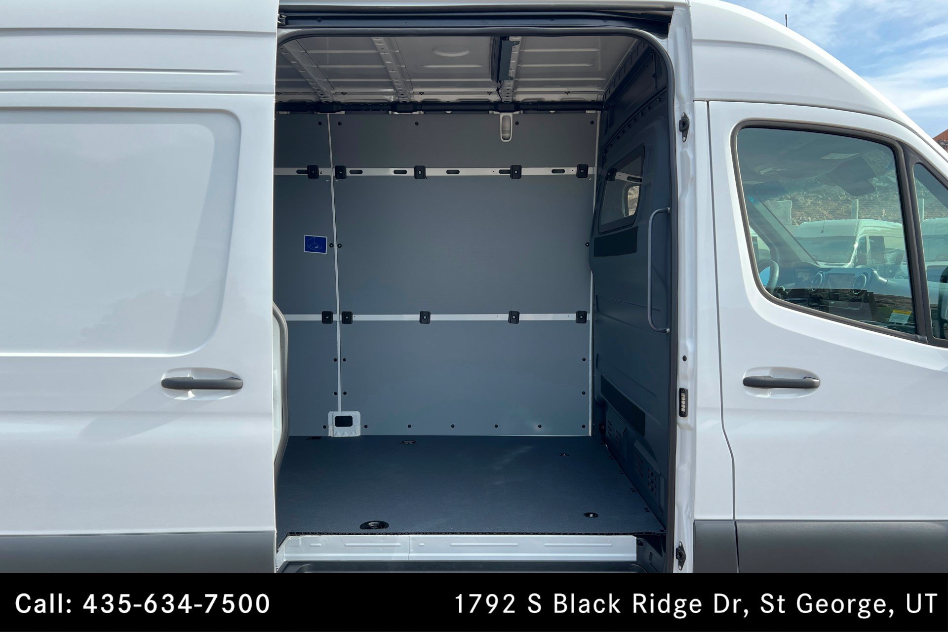 Used 2026 Mercedes-Benz Sprinter 2500 image 14