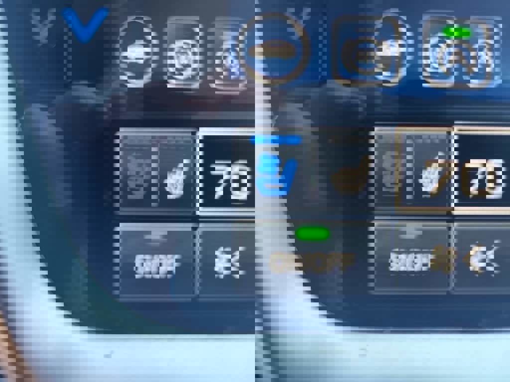 New 2025 Subaru Outback Touring XT image 25