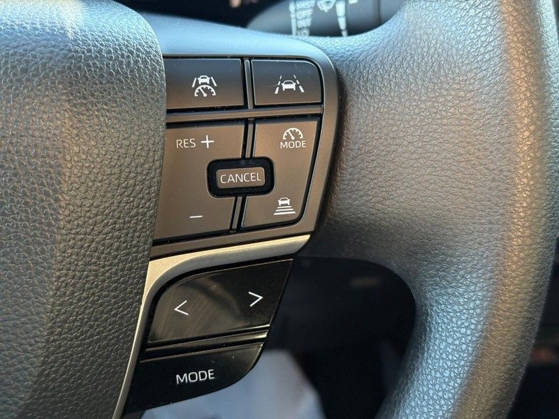 Used 2025 Toyota Camry LE image 21