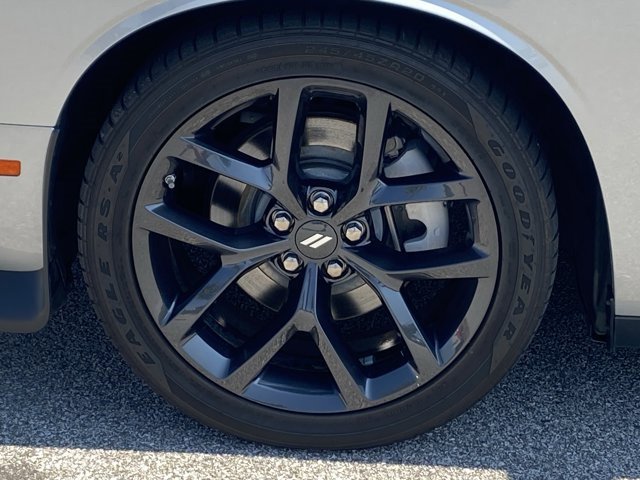 Certified 2023 Dodge Challenger R/T w/ Blacktop Package image 21