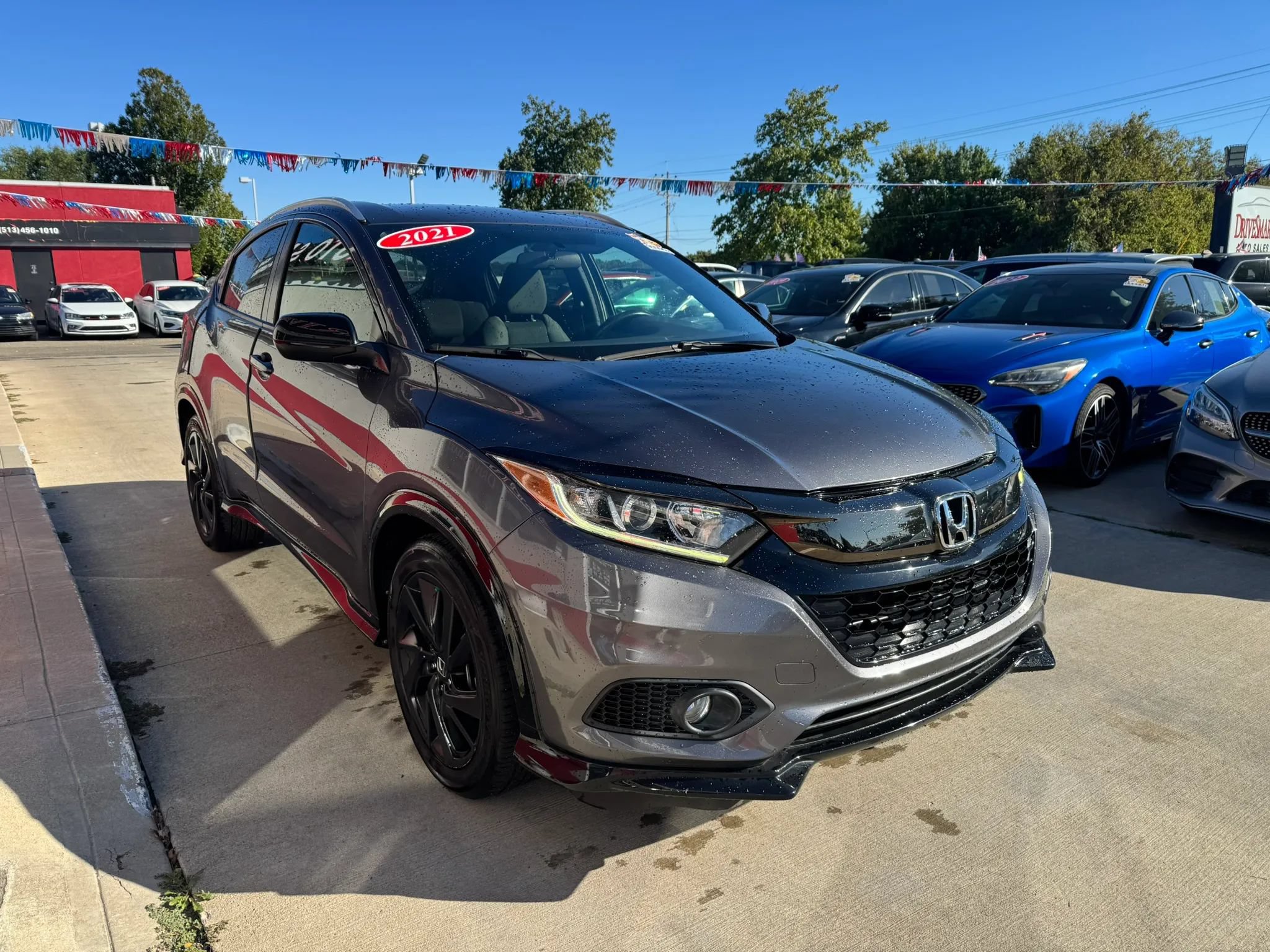 Used 2021 Honda HR-V Sport image 3