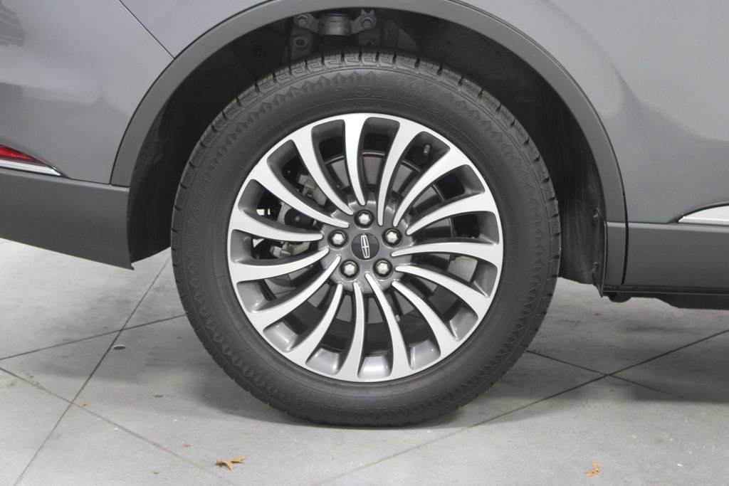 Used 2022 Lincoln Aviator Reserve image 13