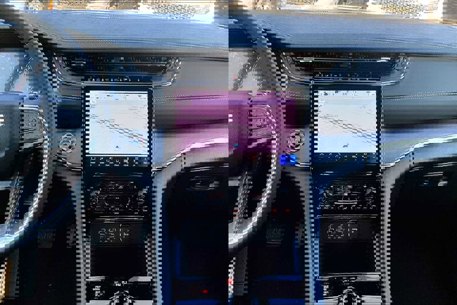 New 2025 Jeep Grand Cherokee L Limited w/ Black Appearance Package image 7