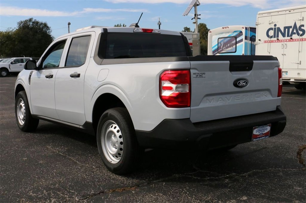New 2025 Ford Maverick XL w/ Equipment Group 101A image 7