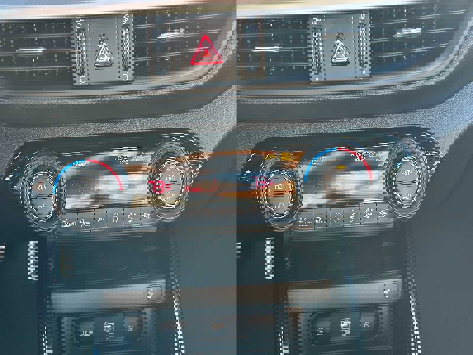 Used 2023 Kia Forte GT-Line w/ GT-Line Premium Package image 26