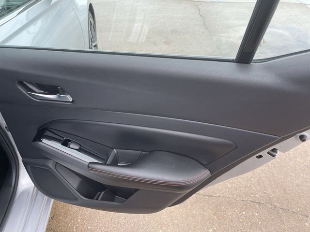 Used 2024 Nissan Altima 2.5 SR image 14