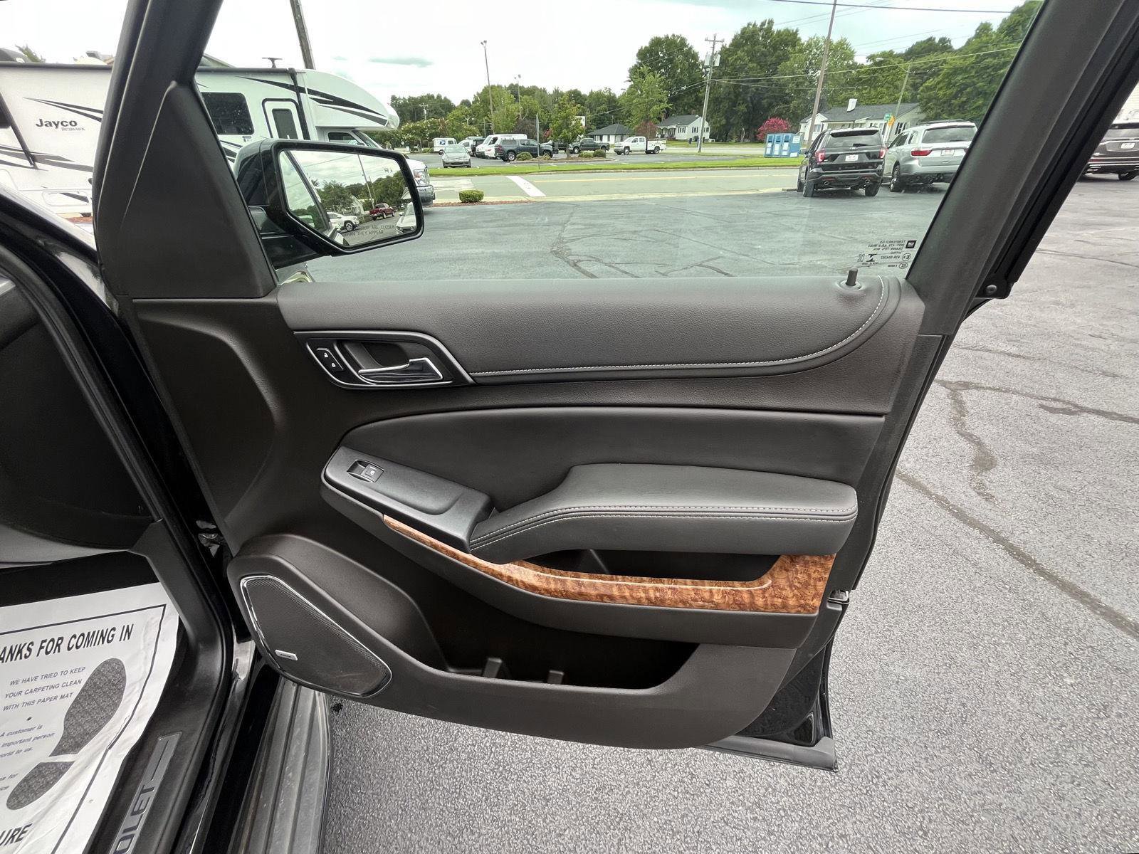 Used 2019 Chevrolet Tahoe Premier image 13