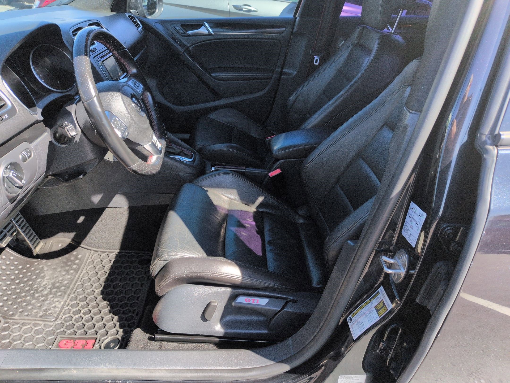 Used 2014 Volkswagen GTI Wolfsburg Edition image 17